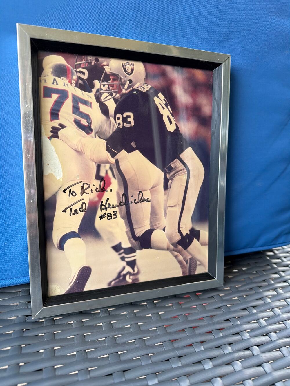 Ted Hendricks Signed Autographed Photo Oakland Raiders #83 The Mad Stork NFL